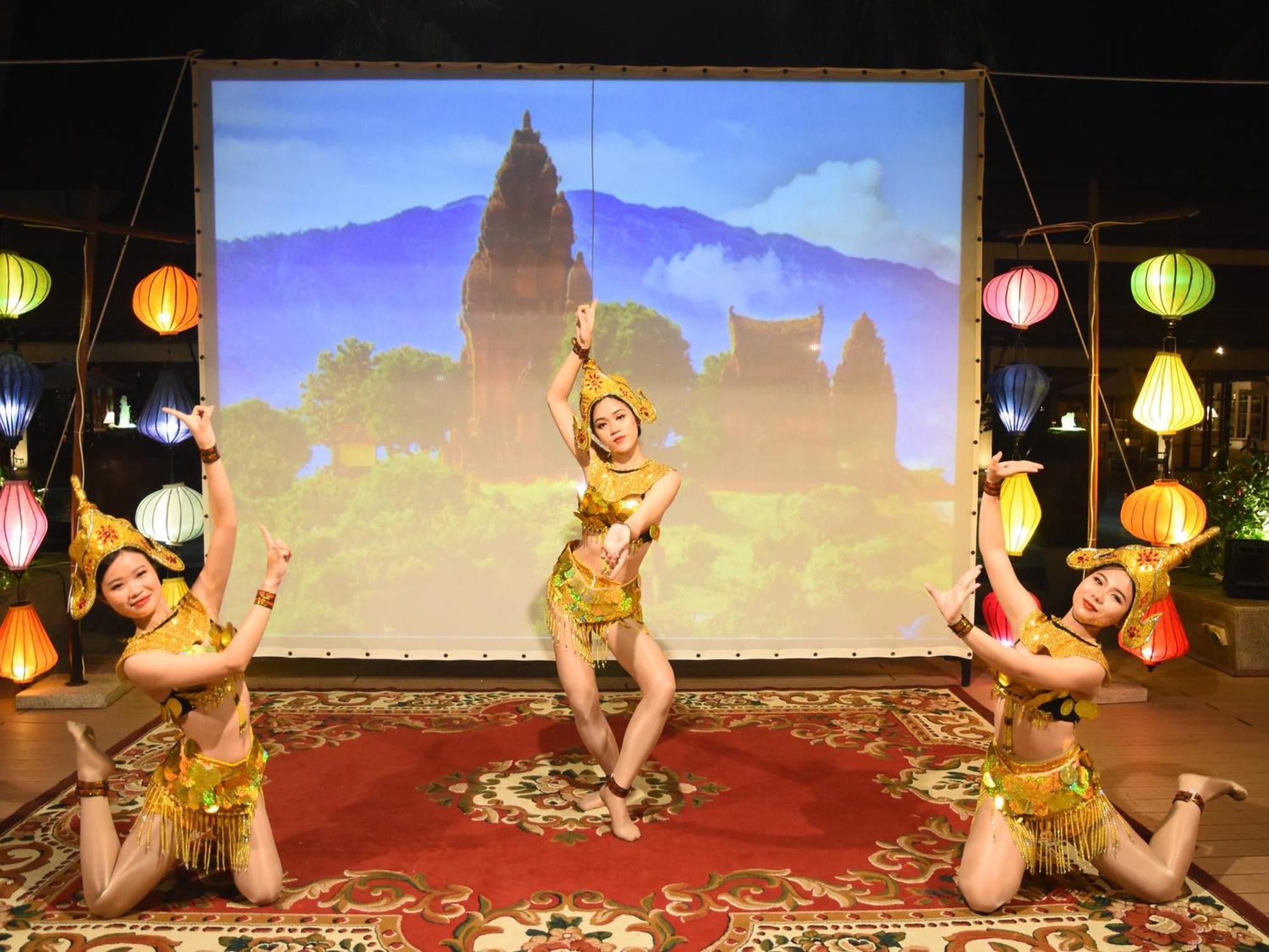 Khu nghỉ mát Furama 5*